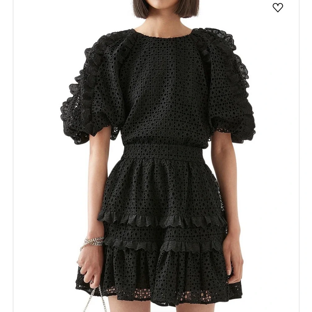 Aje Elegant Black Garment - Picture 2 of 5